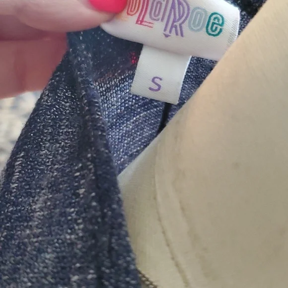 Lularoe Lindsay Kimono - Picture 5 of 7